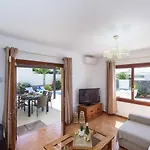 Vila Rioja